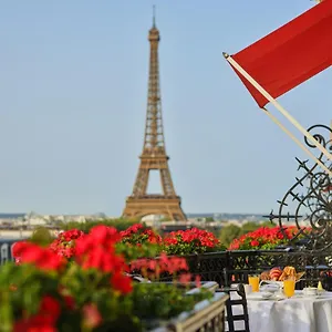 Plaza Athenee - Dorchester Collection Ξενοδοχείο